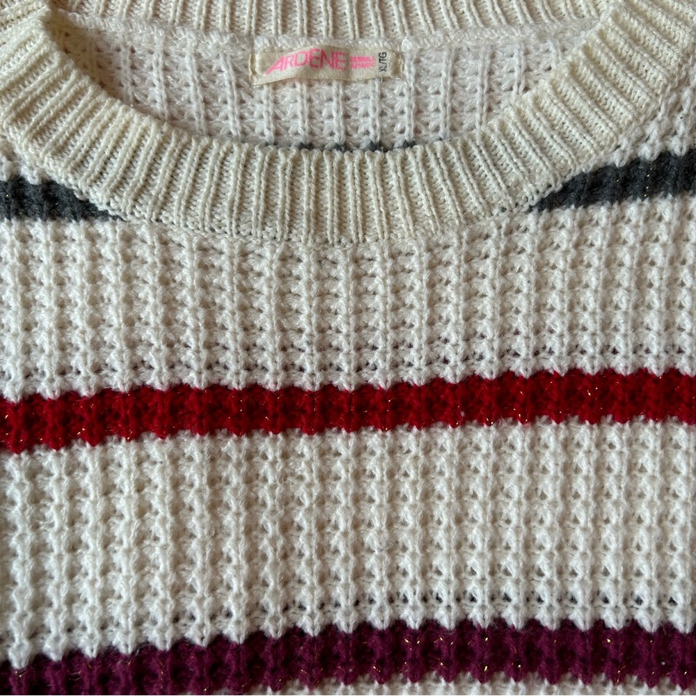 Ardene Sweater - Picture 4 of 4